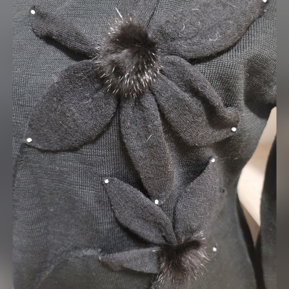 IDI Black Sweater - Picture 3 of 6